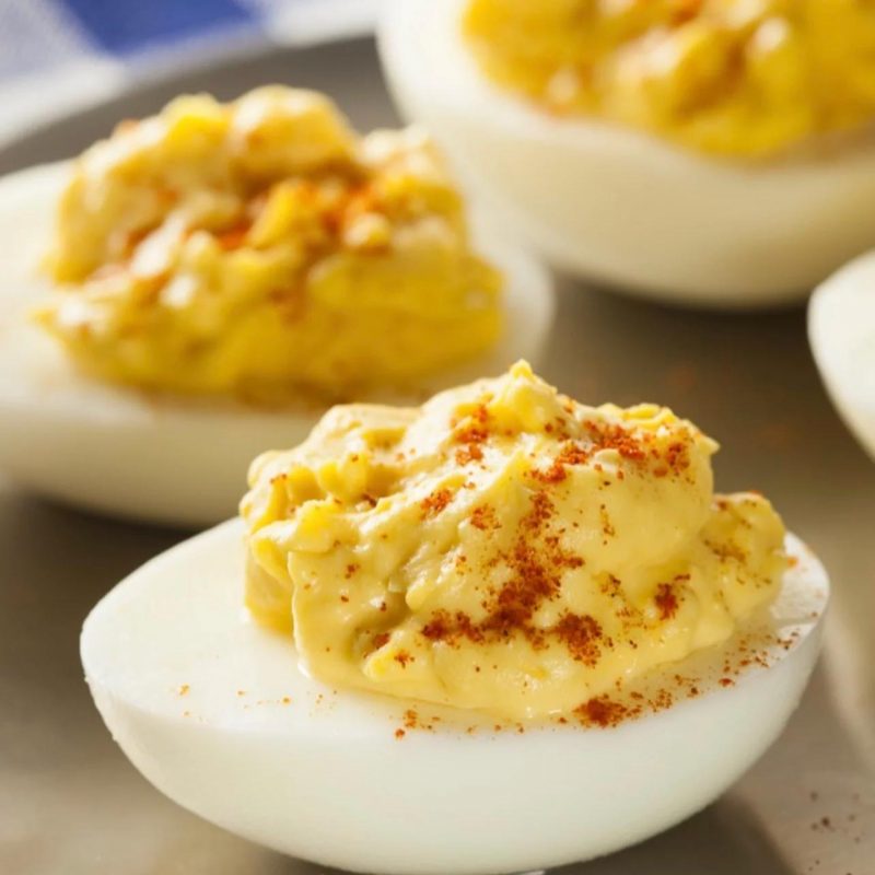 Simple Deviled Eggs Recipe